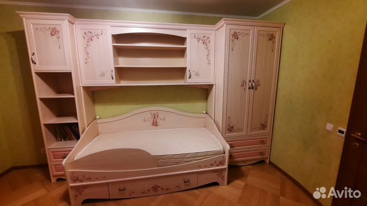 Набор мебели для детской