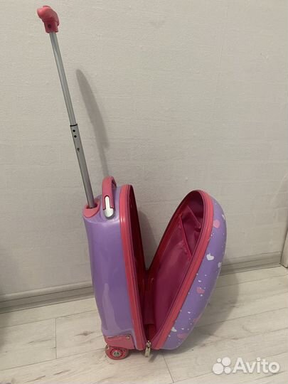 Чемодан детский