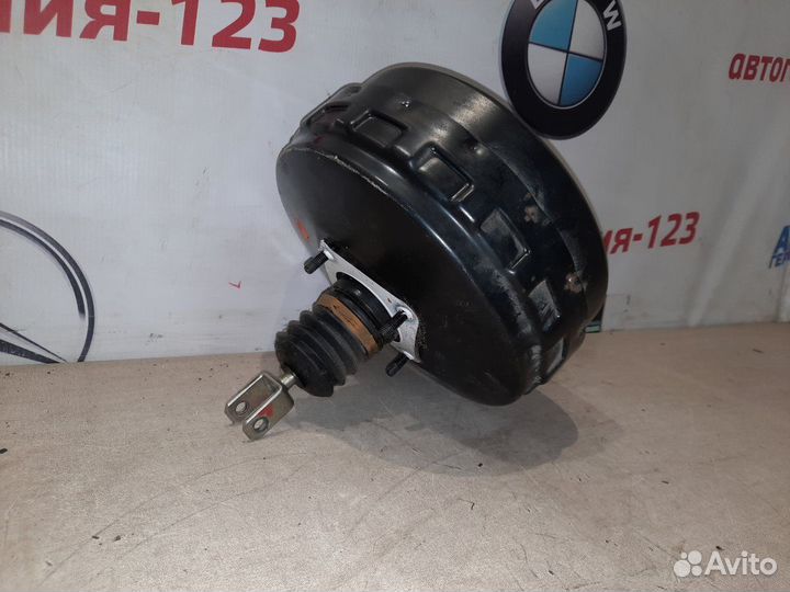 Вакуумник тормозной Mercedes Ml350 W164 272.967