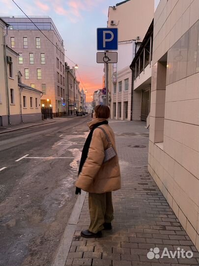 Пуховик ushatava