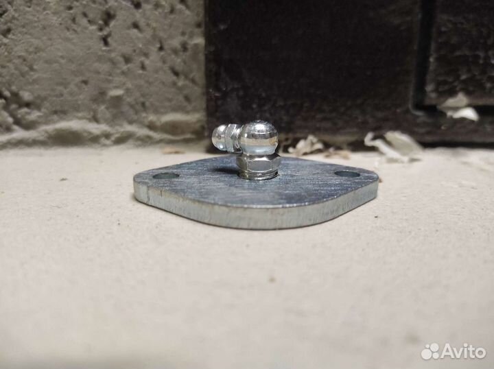 Крышка шкворня Газель