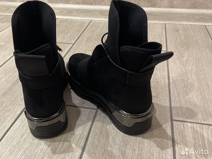 Обувь женская 36 размер осенние/весенние