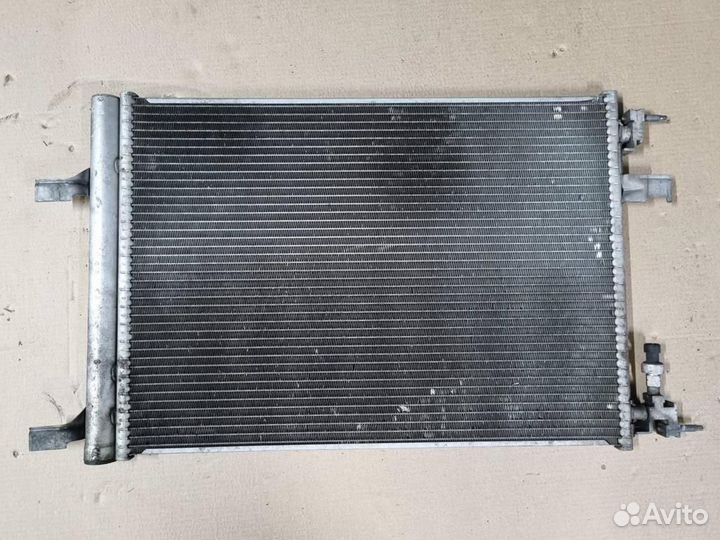 Радиатор кондиционера Opel Astra J GTC