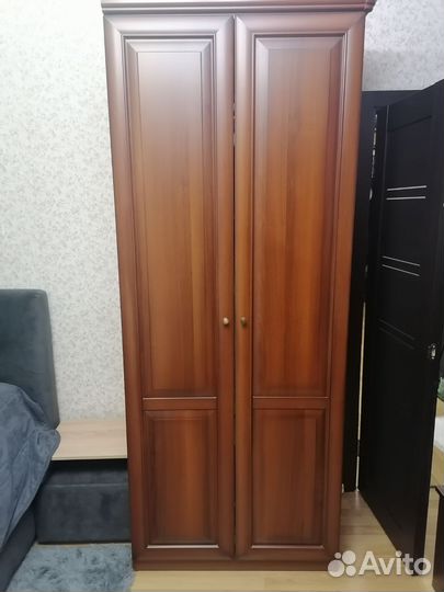 Спальный гарнитур,шкафы