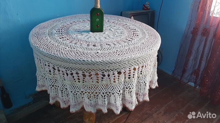 Скатерть на круглый стол
