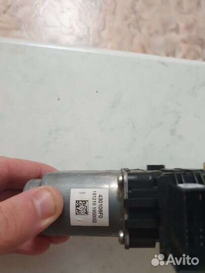 Моторчик стеклоподъемника Фольксваген Поло Седан