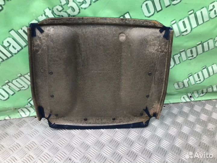 Накладка сиденья Mercedes-Benz S124 M102.963 1992