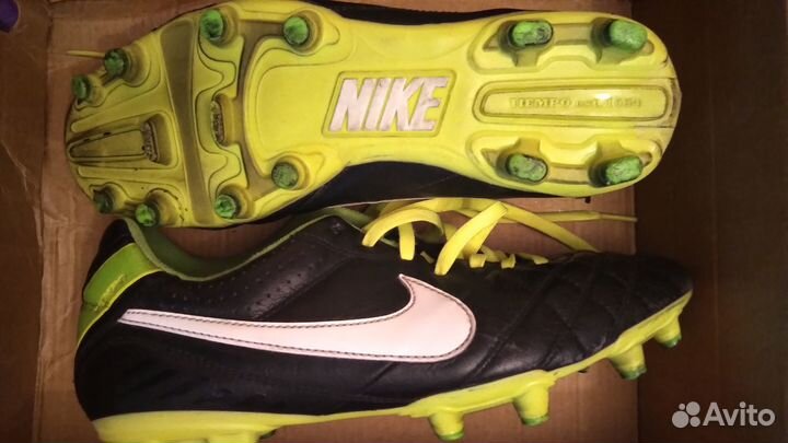 Бутсы Nike Tiempo