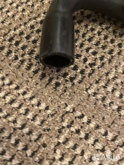 Форд Фокус 2. Трубка системы охлаждения 1.4-1.6