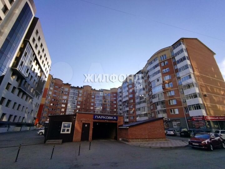 3-к. квартира, 95 м², 4/9 эт.