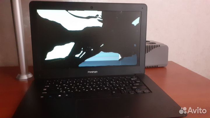 Ноутбук prestigio smartbook 141a03