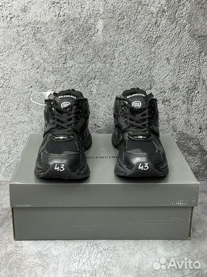 Balenciaga Runner Black