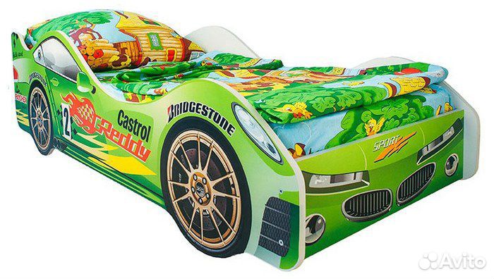 Детская кровать машина