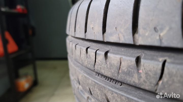 Kumho Crugen HP91 235/65 R17