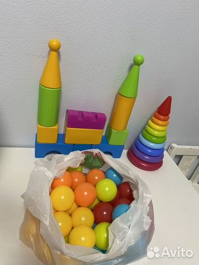 Детские игрушки бассейн