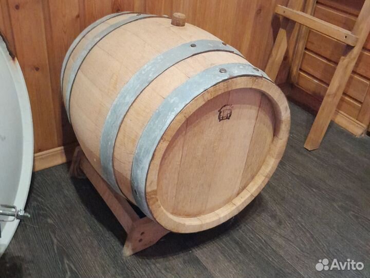 Деревянная бочка