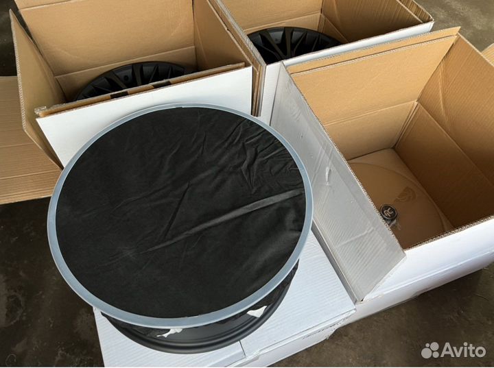 Диски на Toyota Camry R18