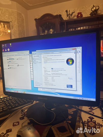 Монитор Samsung