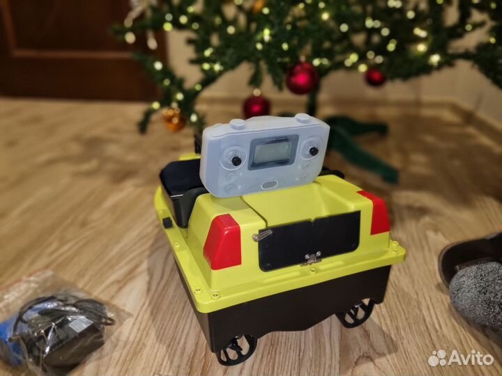 Прикормочный кораблик с gps бу