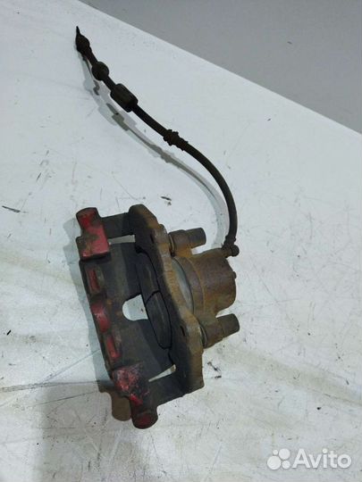 Суппорта передние Mazda 3 2004