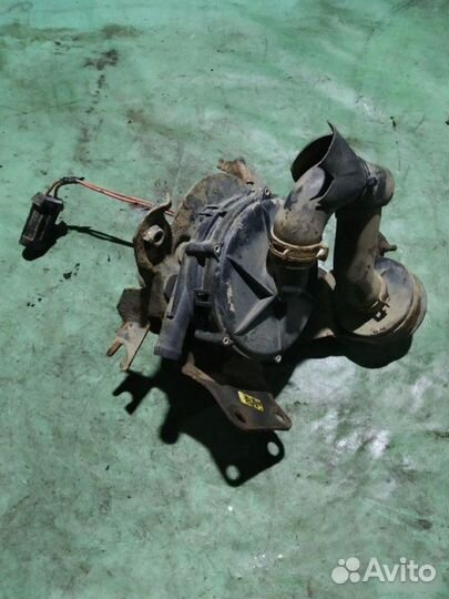 Насос воздушный Opel Omega B