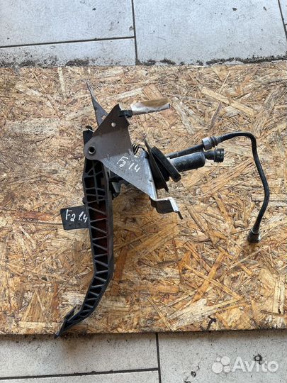 Педаль сцепления ford focus 2