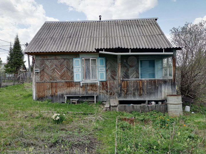 Дом 35 м² на участке 6 сот.