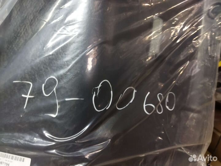 Обшивка крышки багажника Chevrolet Cruze J300 2009