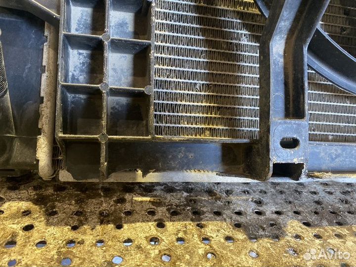 Радиатор двс Renault Duster 1.6 k4m