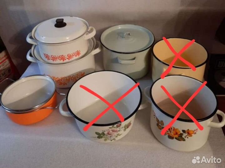 Кастрюли эмалированные разные
