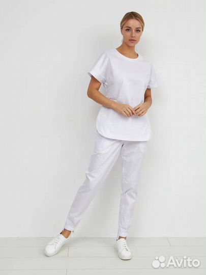 Медицинская форма женская