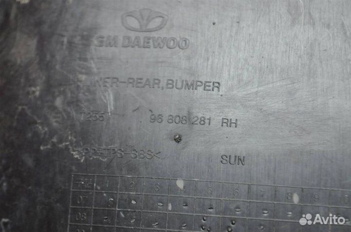 Подкрылок задний правый Chevrolet Aveo T250 LMU