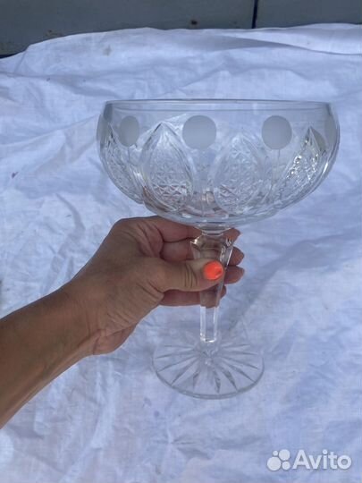 Ваза на ножке 