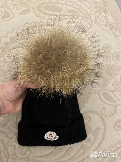 Moncler шапки новые