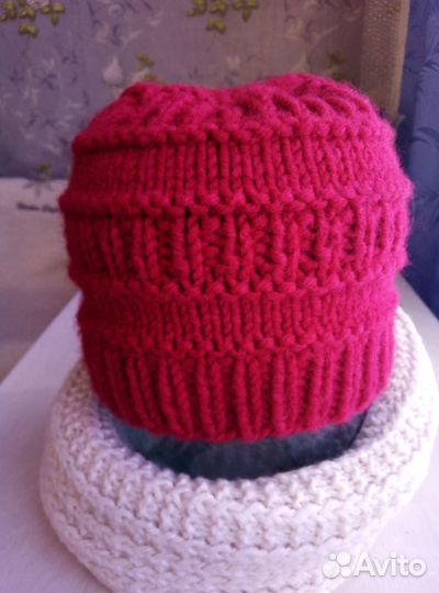 Шапочки женские
