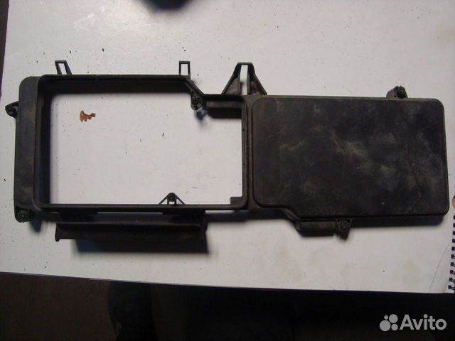 Крышка блока предохранителей W210 A2105400782