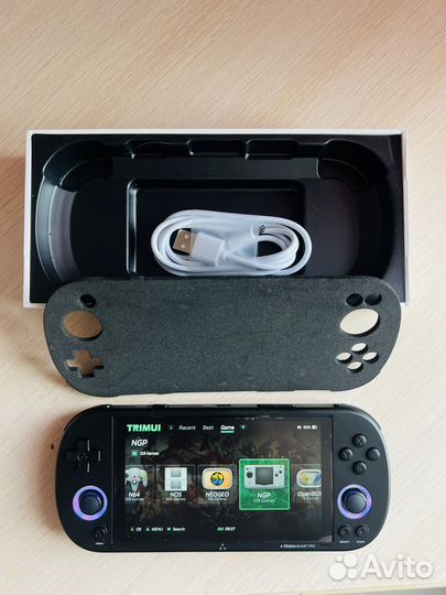 Портативная игровая приставка