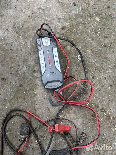 Зарядное устройство bosch c3
