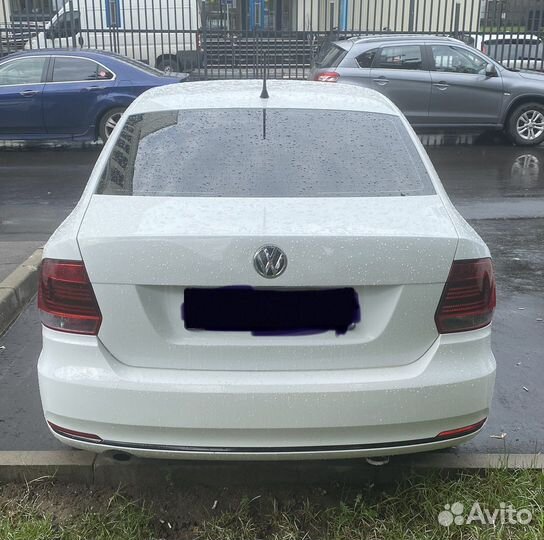 Volkswagen Polo 1.6 AT, 2016, 300 000 км