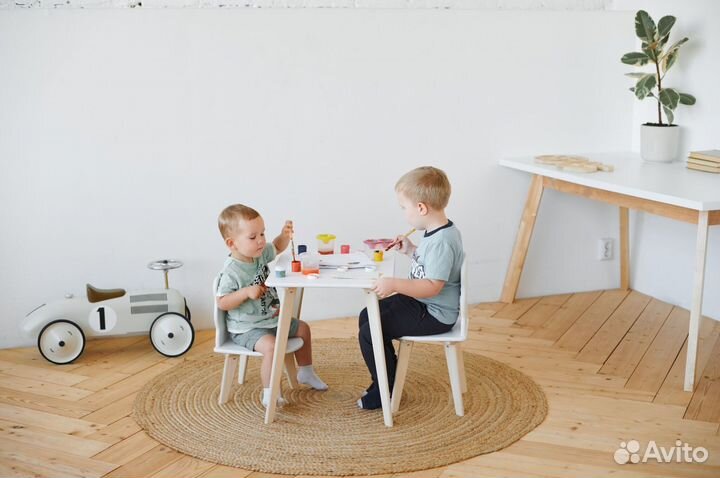 Стол и стул растущий детский