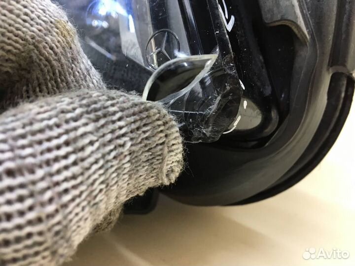 Фара правая Mercedes-Benz C-Class