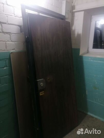 Дверь входная металлическая