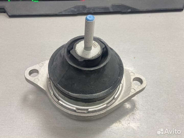 Audi 100 А6 с4 45 кузов опора двигателя