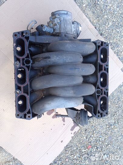 Коллектор впускной с дроссельной заслонкой VW pass