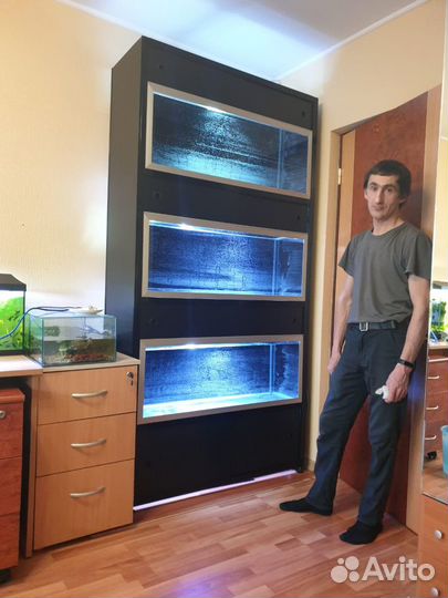 Аквариумная стойка для зоомагазина для животных