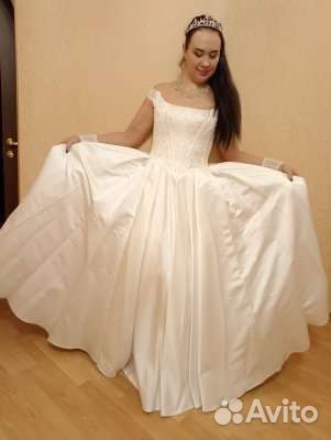 Свадебное платье р.42-46 объявление продам