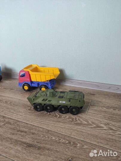 Детские игрушки