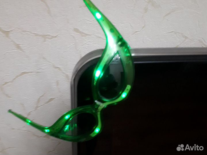 Очки на батарейках