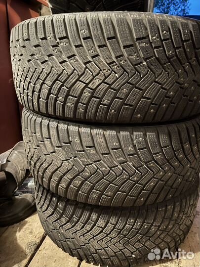 Continental IceContact 3 235/45 R18