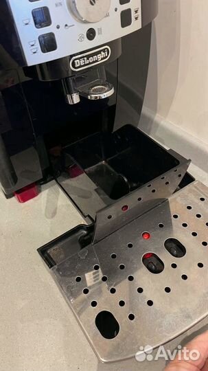 Кофемашина Delonghi Magnifica S ecam 22.110.b